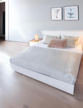 Realty Company Crescenzi Rome
